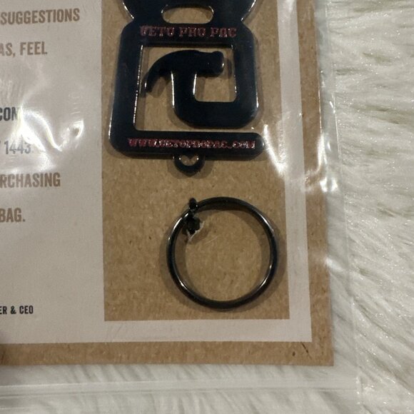 Veto Pro Pac NEW bottle opener keychain hammer working man - Picture 3 of 5